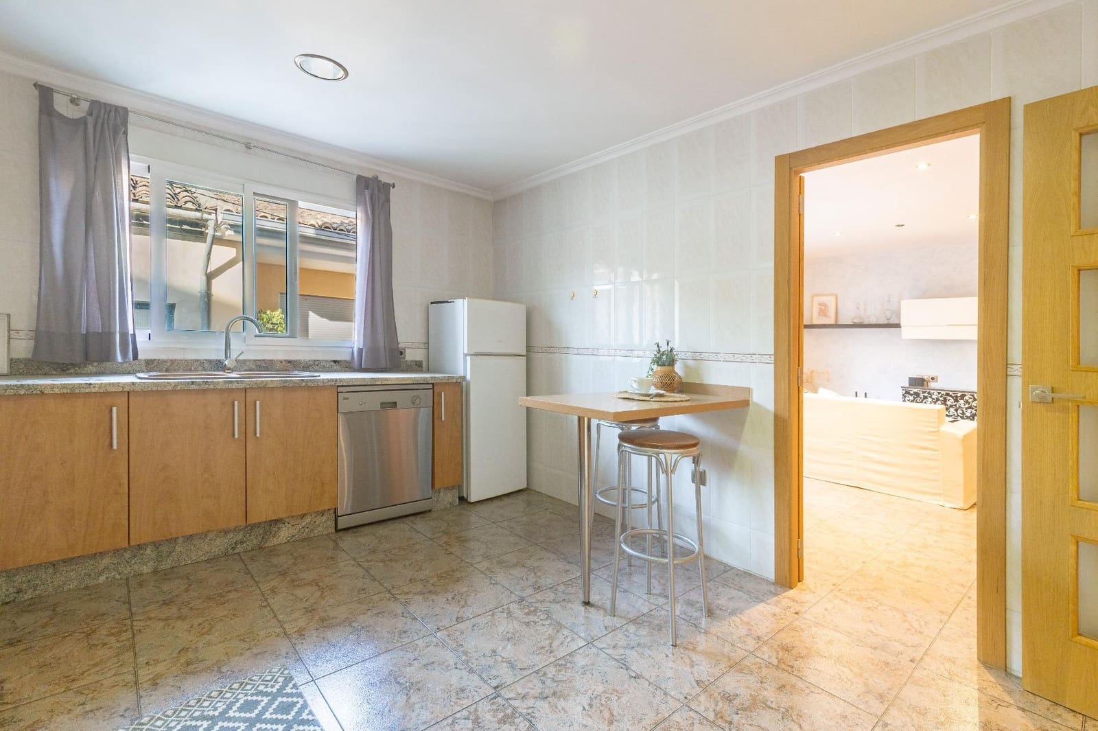 3 soveværelse Byhus til salg i La Pobla del Duc med garage - € 185.000 (Ref: 10161772)