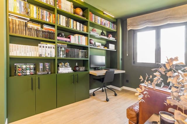 3 soveværelse Penthouse til salg i La Petxina, Valencia by med garage - € 800.000 (Ref: 10173888)