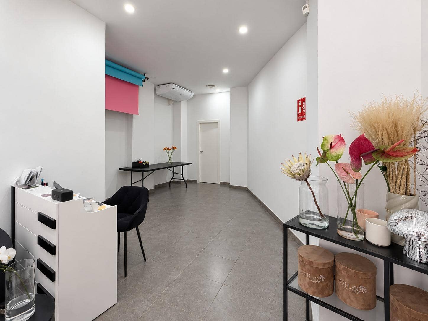 Erhverv til salg i Valencia by - € 270.000 (Ref: 10173890)