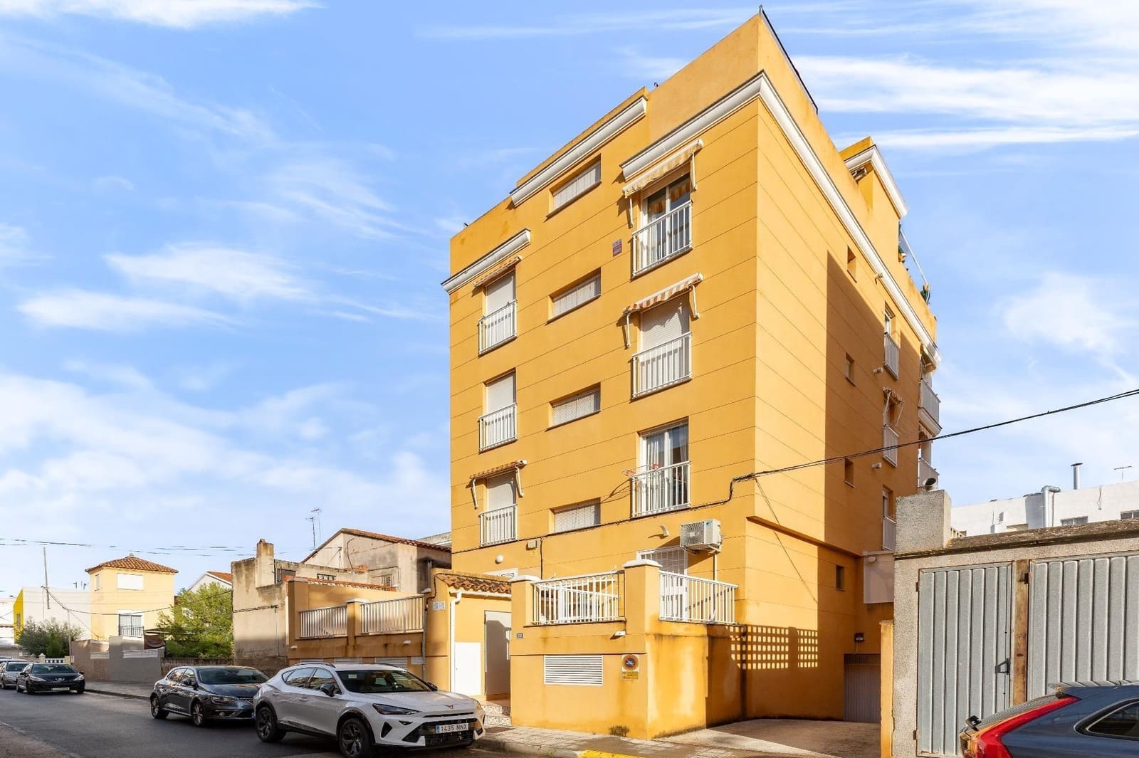 2 bedroom Apartment for sale in Moncofa with garage - € 165,000 (Ref: 10173892)