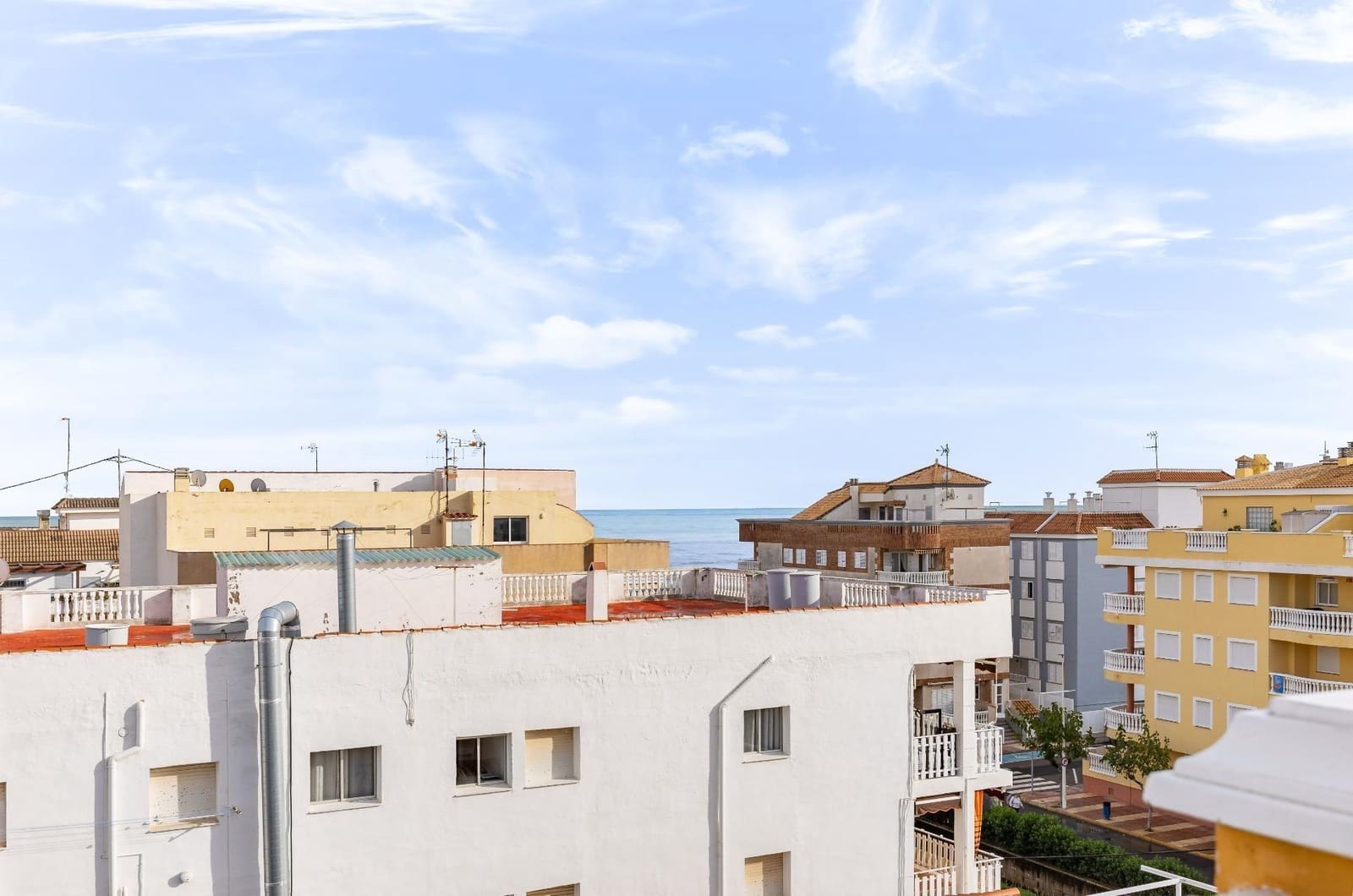 2 bedroom Apartment for sale in Moncofa with garage - € 165,000 (Ref: 10173892)