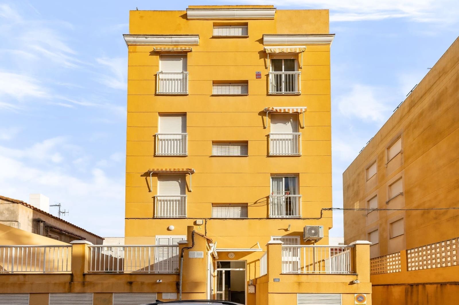 2 bedroom Apartment for sale in Moncofa with garage - € 165,000 (Ref: 10173892)