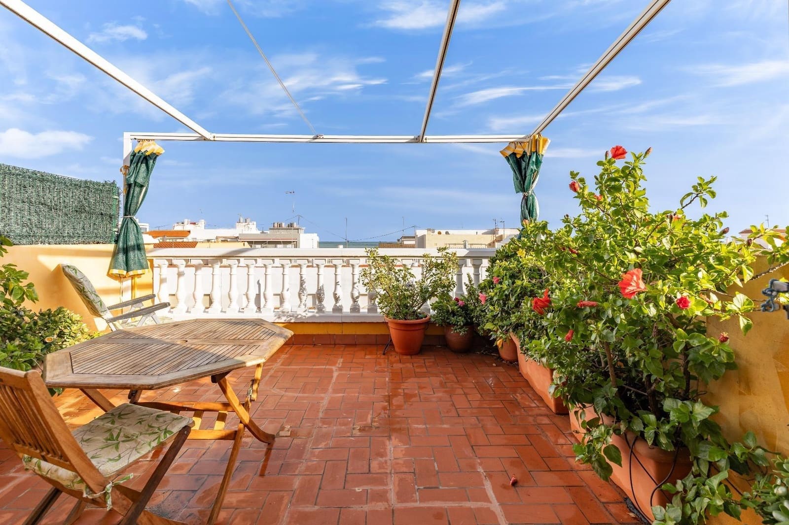 2 bedroom Apartment for sale in Moncofa with garage - € 165,000 (Ref: 10173892)