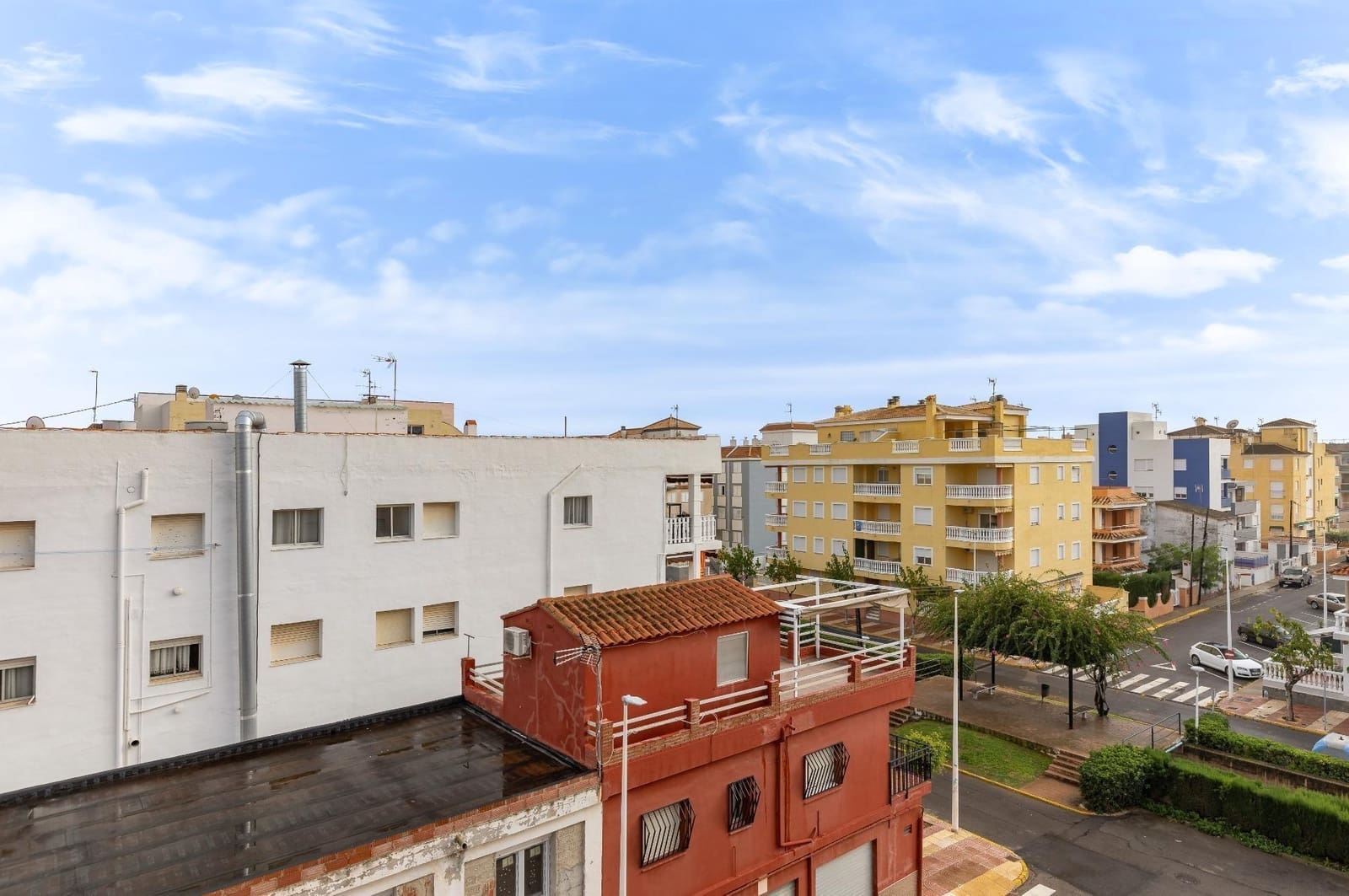 2 bedroom Apartment for sale in Moncofa with garage - € 165,000 (Ref: 10173892)