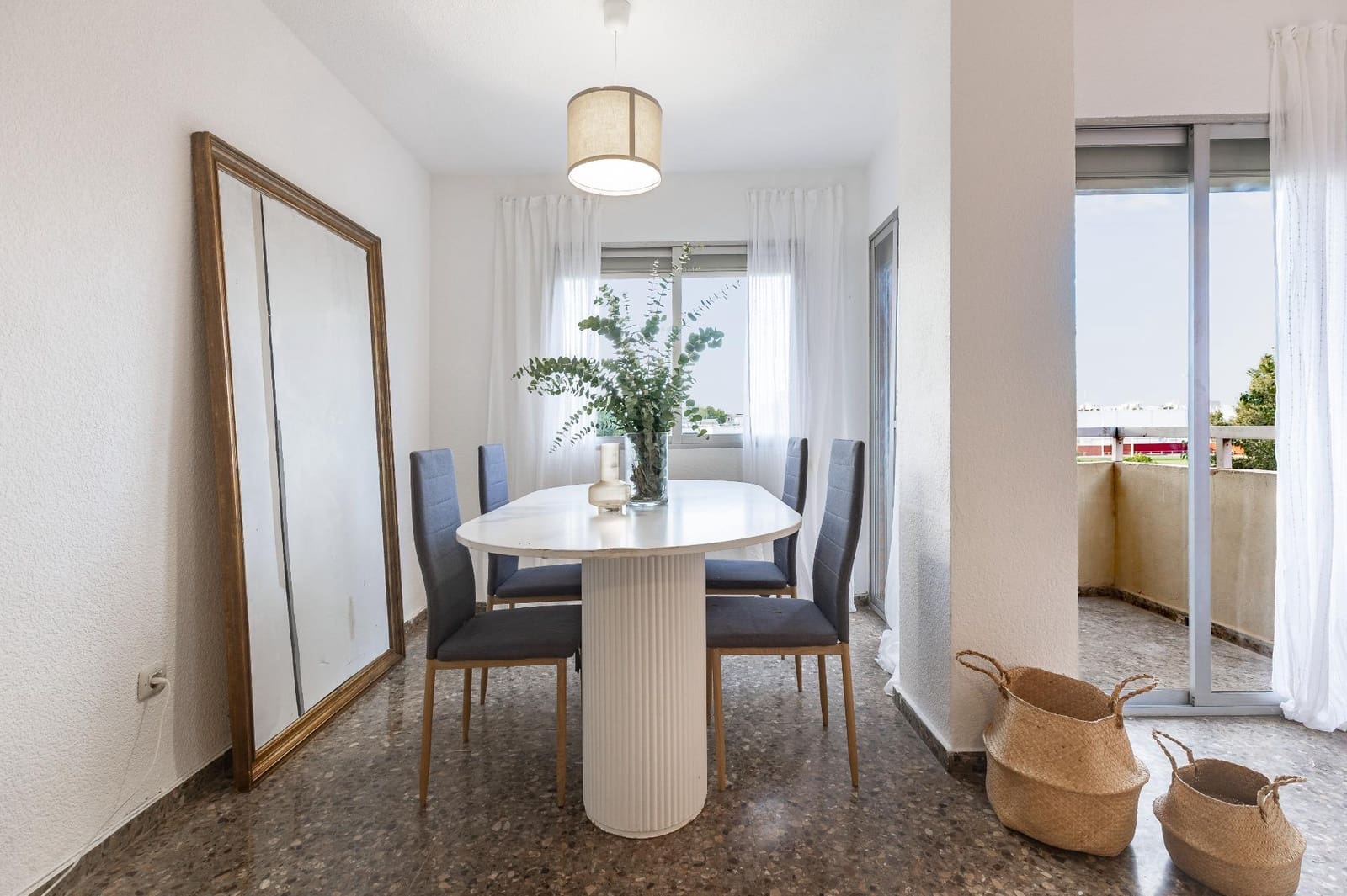 4 soverom Leilighet til salgs i Valencia by - € 190 000 (Ref: 10173893)