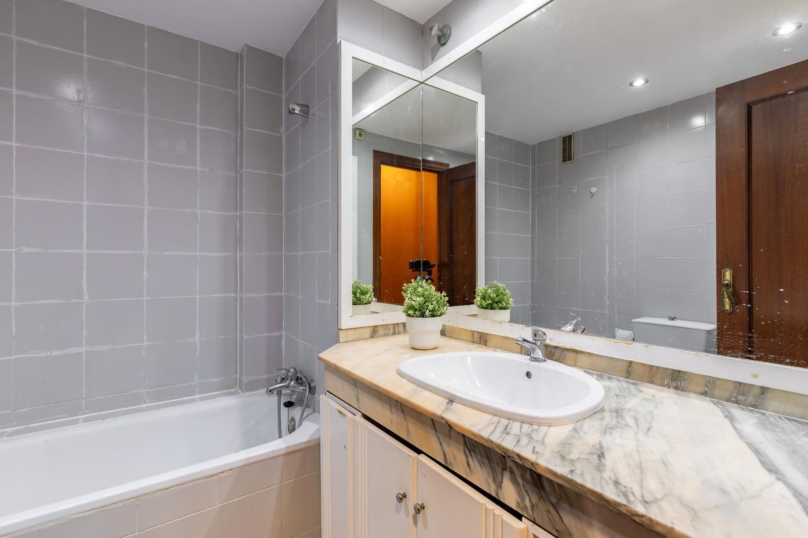4 soverom Leilighet til salgs i Valencia by - € 190 000 (Ref: 10173893)