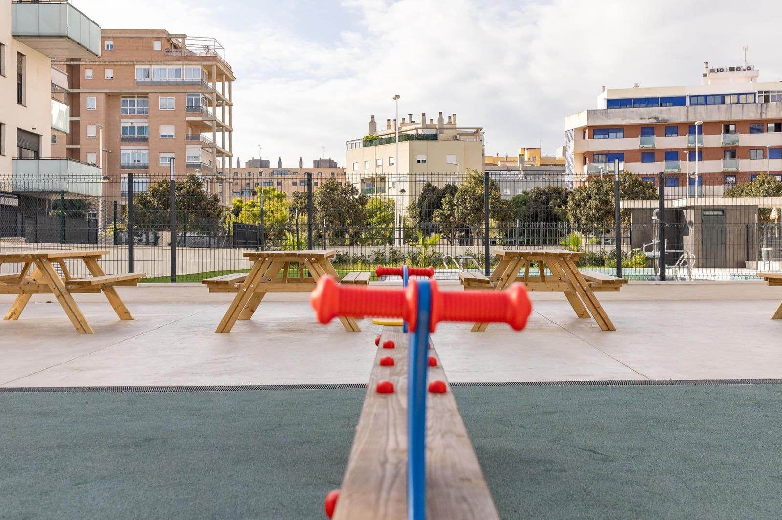 3 sypialnia Penthouse na sprzedaż w Sagunto / Sagunt z basenem garażem - 650 000 € (Ref: 10187079)