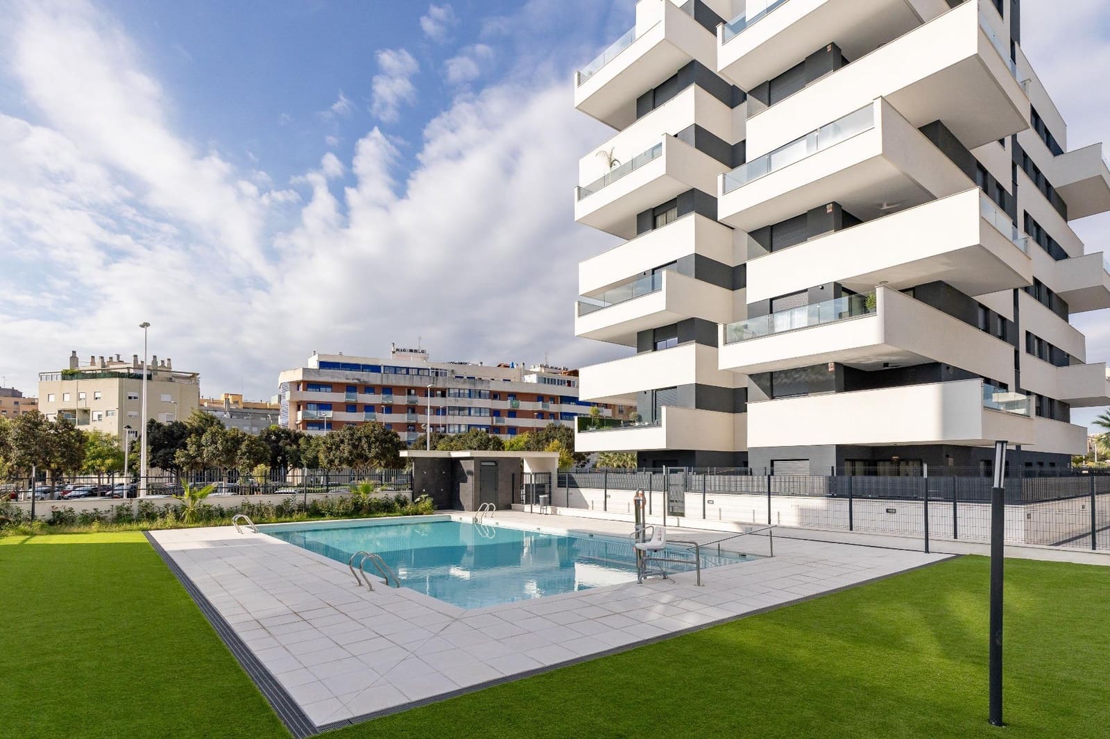 3 sypialnia Penthouse na sprzedaż w Sagunto / Sagunt z basenem garażem - 650 000 € (Ref: 10187079)