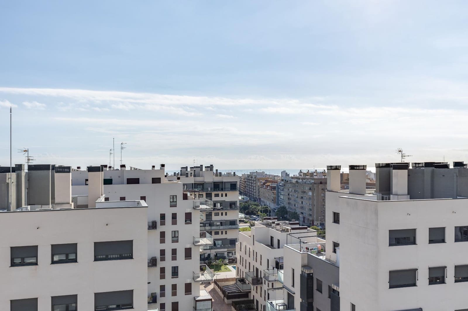 3 sypialnia Penthouse na sprzedaż w Sagunto / Sagunt z basenem garażem - 650 000 € (Ref: 10187079)