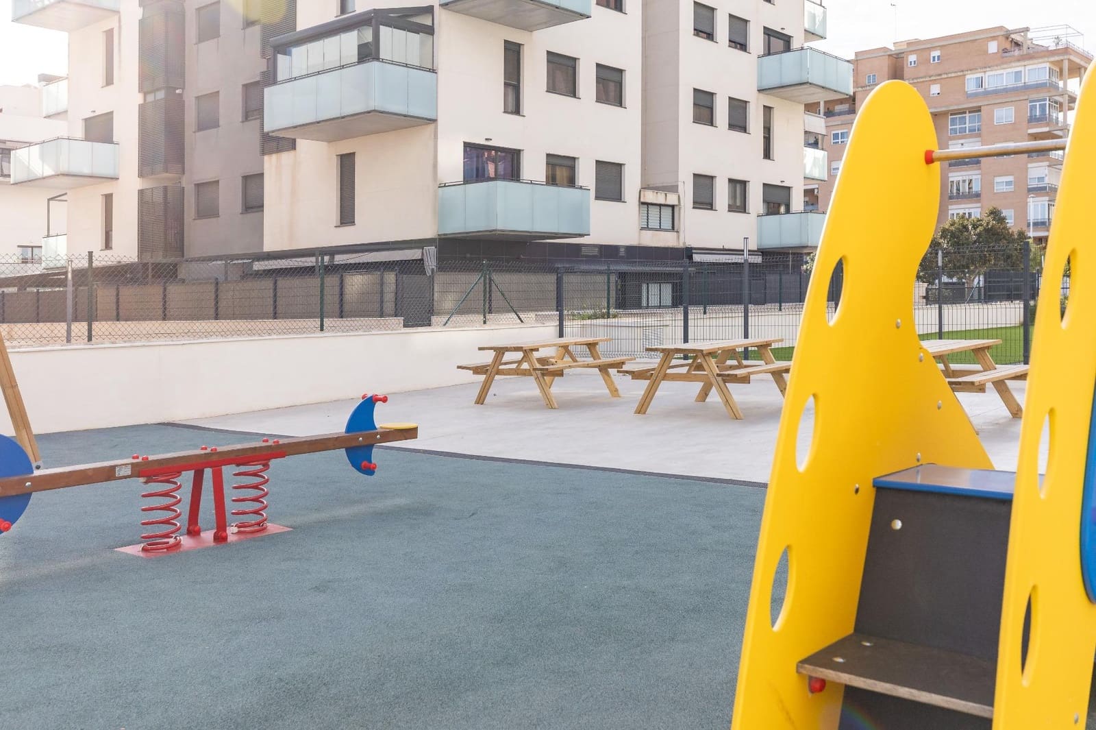 3 sypialnia Penthouse na sprzedaż w Sagunto / Sagunt z basenem garażem - 650 000 € (Ref: 10187079)