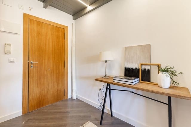 3 bedroom Flat for sale in Alberic - € 130,000 (Ref: 10187080)