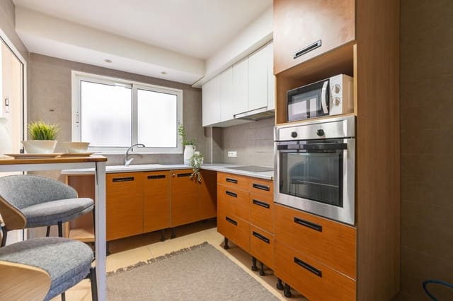 3 bedroom Flat for sale in Alberic - € 130,000 (Ref: 10187080)