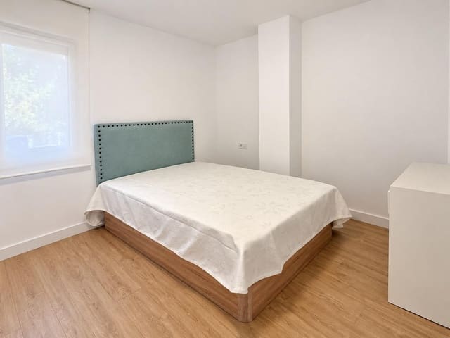 1 soverom Leilighet til leie i Rocafort med garasje - € 1 000 (Ref: 10187082)