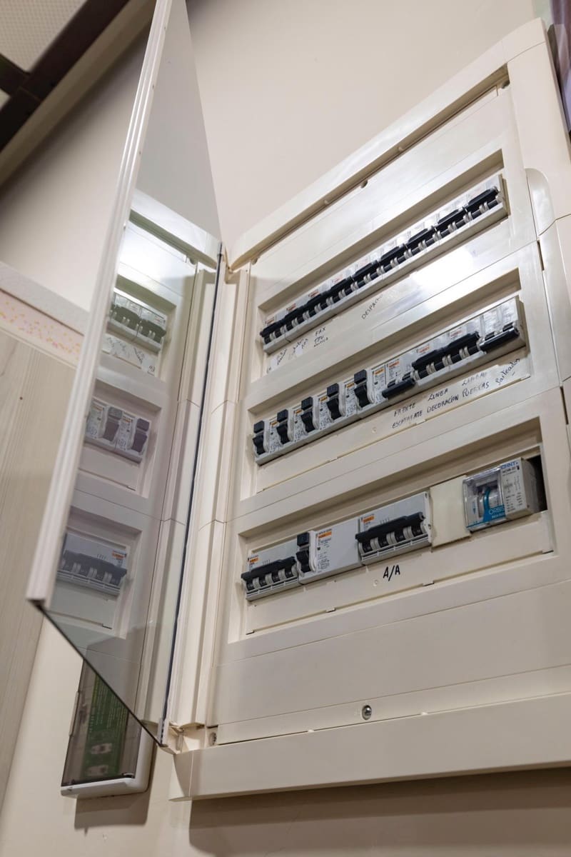 Erhverv til salg i Moncada - € 197.000 (Ref: 8268342)