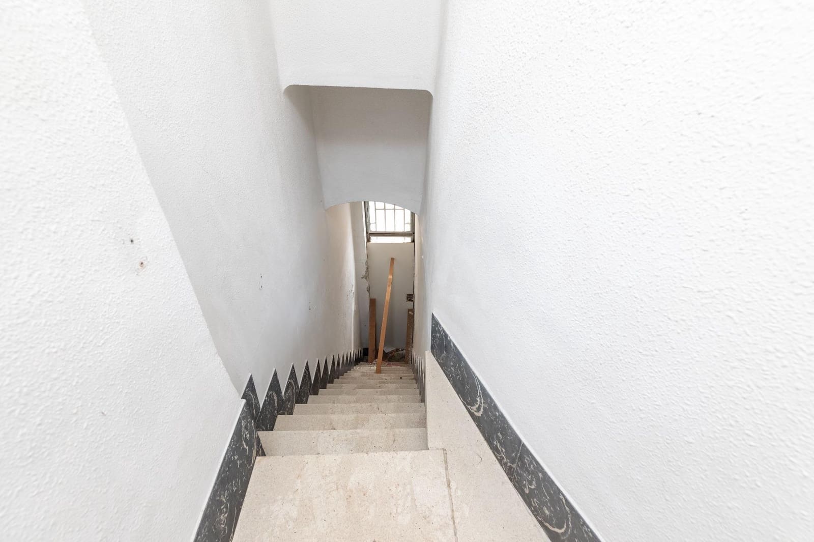 Ruin til salg i Catarroja - € 160.000 (Ref: 8551160)