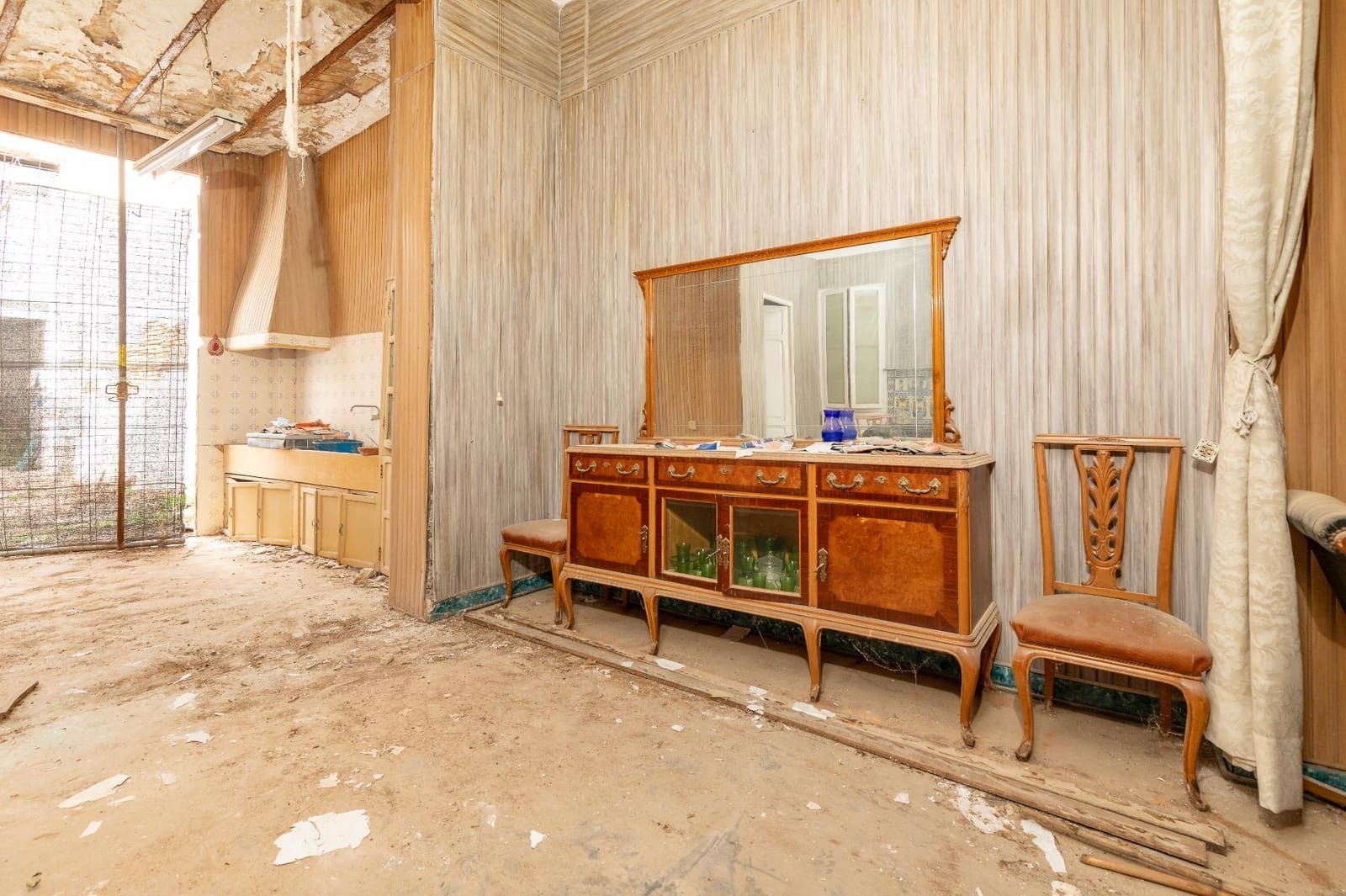 Ruin til salg i Catarroja - € 160.000 (Ref: 8551160)