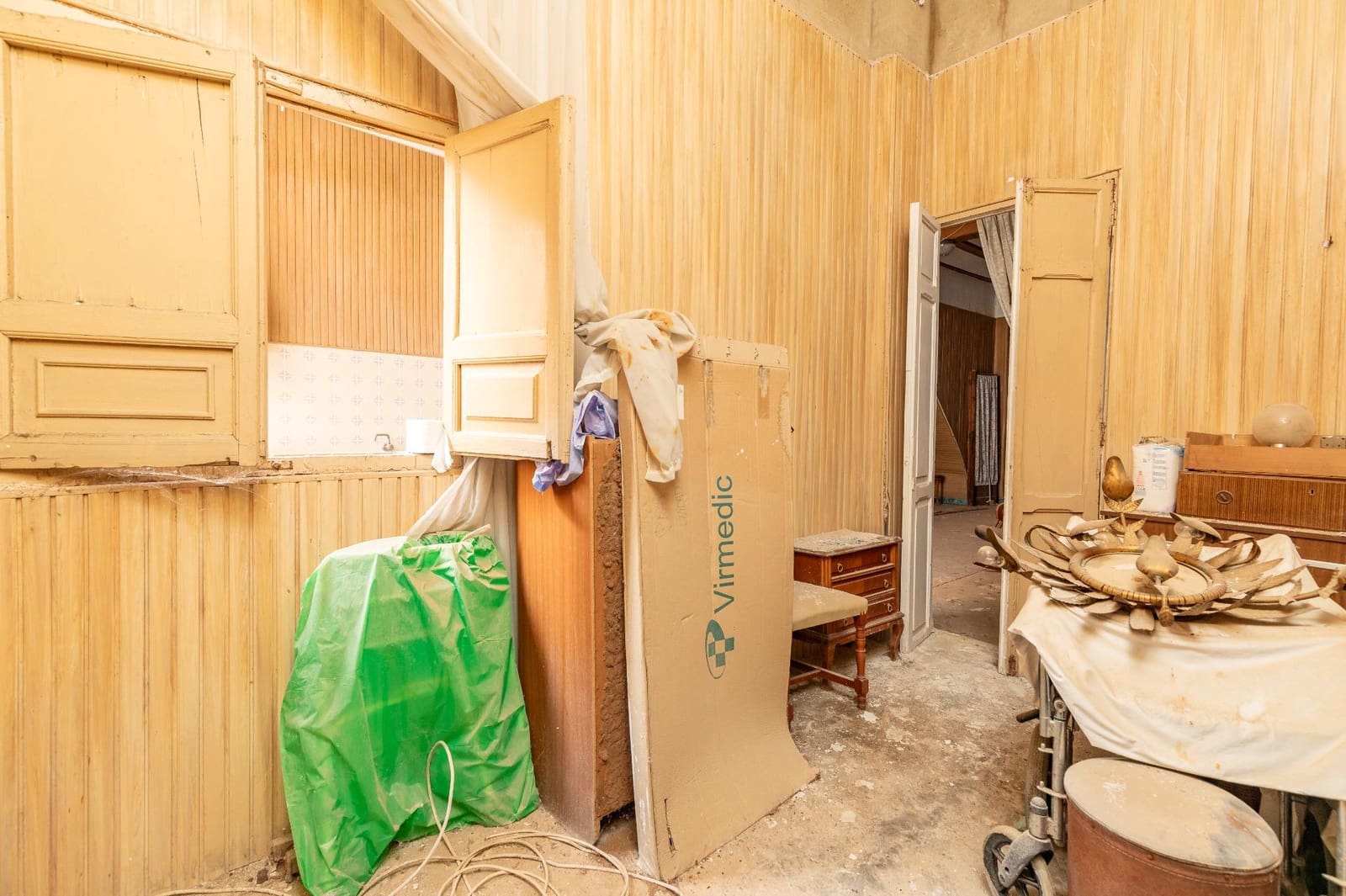 Ruin til salg i Catarroja - € 160.000 (Ref: 8551160)