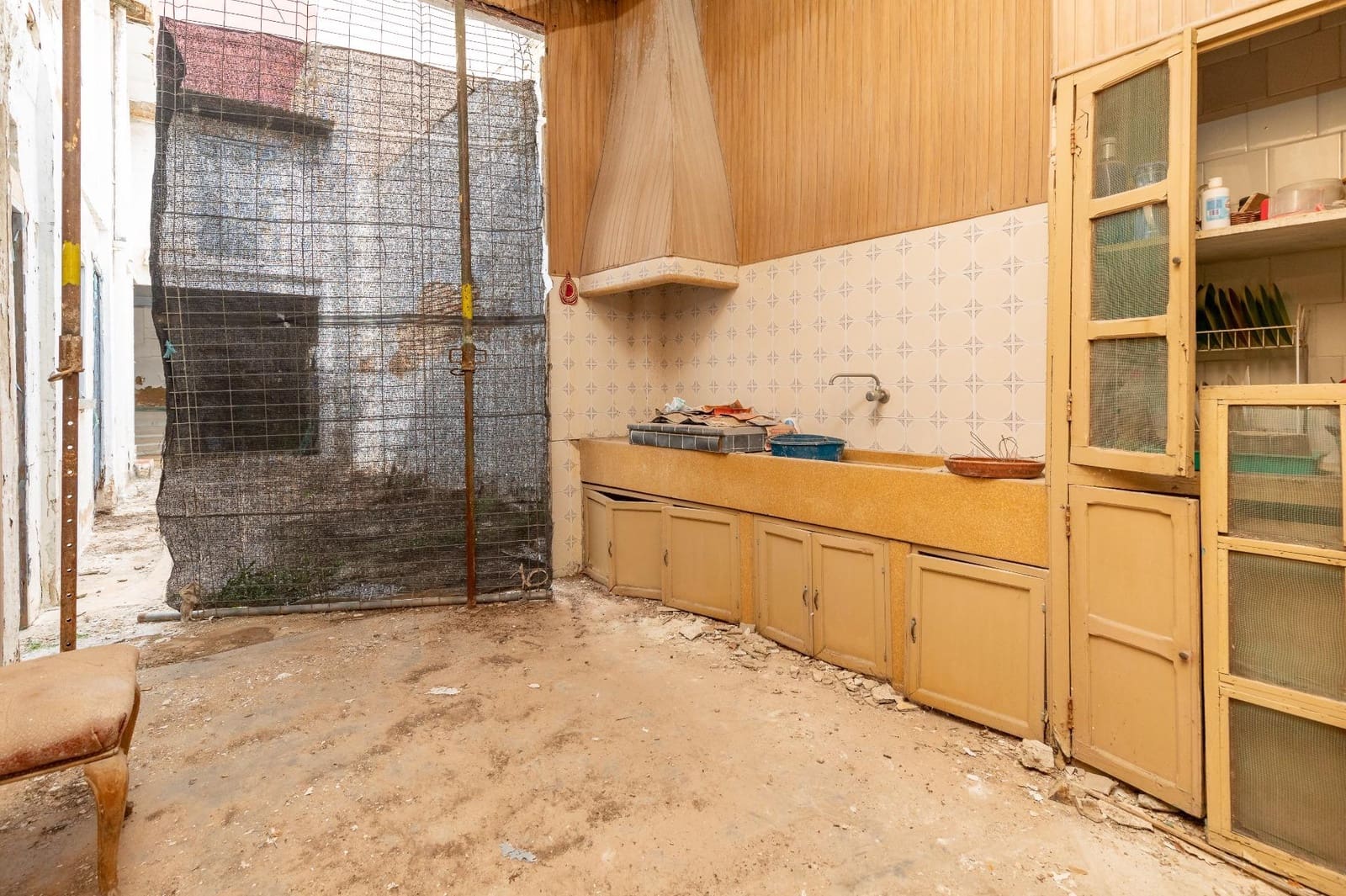 Ruin til salg i Catarroja - € 160.000 (Ref: 8551160)