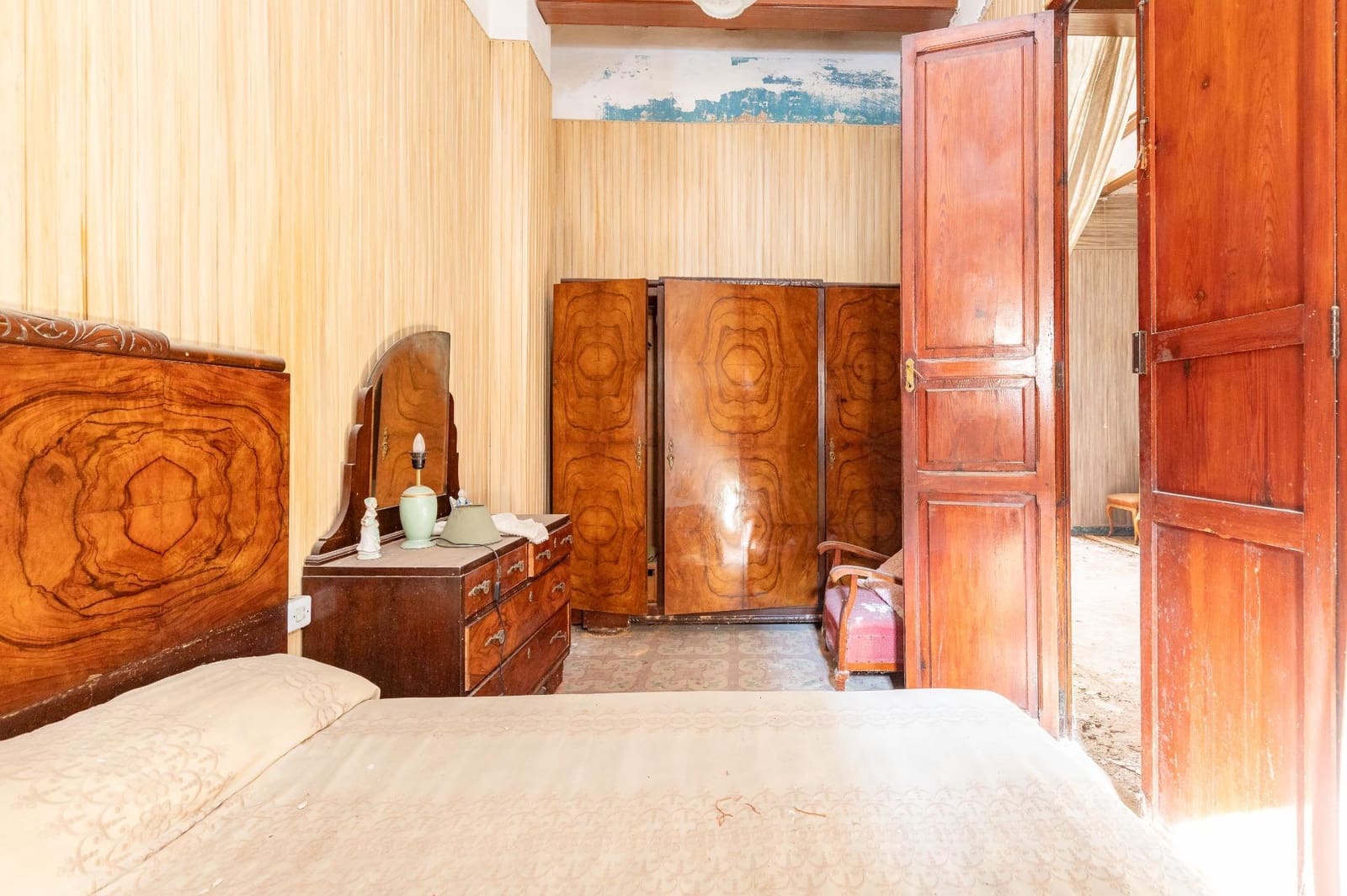 Ruin til salg i Catarroja - € 160.000 (Ref: 8551160)