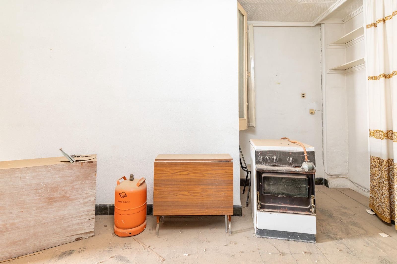 Ruin til salg i Catarroja - € 160.000 (Ref: 8551160)