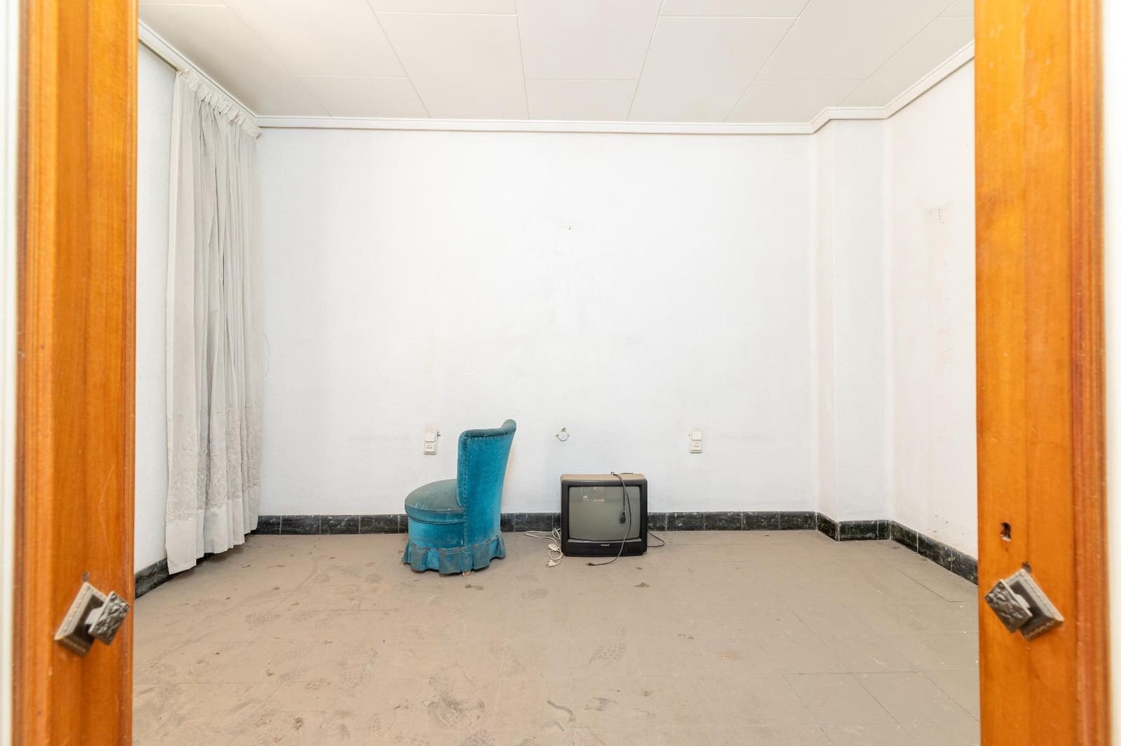 Ruin til salg i Catarroja - € 160.000 (Ref: 8551160)