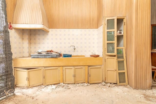 Ruïne te koop in Catarroja - € 160.000 (Ref: 8551160)