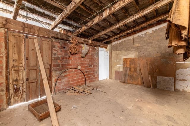 Ruïne te koop in Catarroja - € 160.000 (Ref: 8551160)