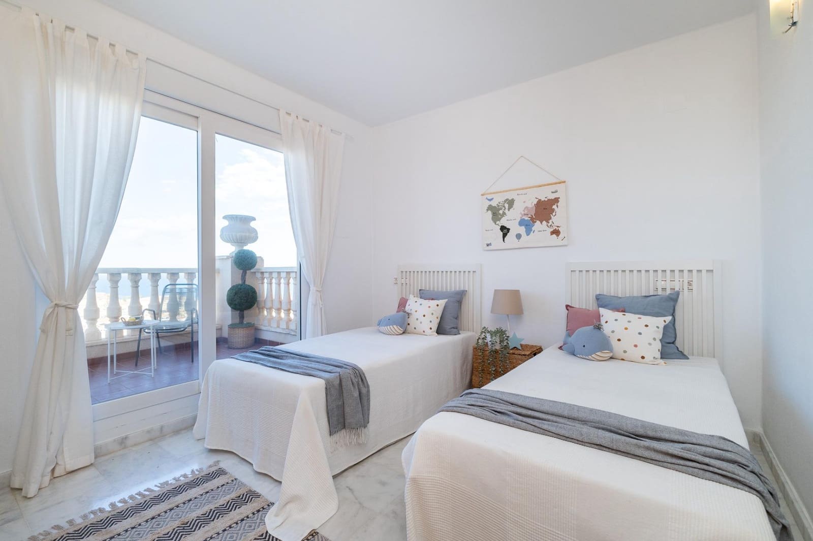 3 quarto Penthouse para venda em Torrevieja com piscina garagem - 480 000 € (Ref: 8591050)