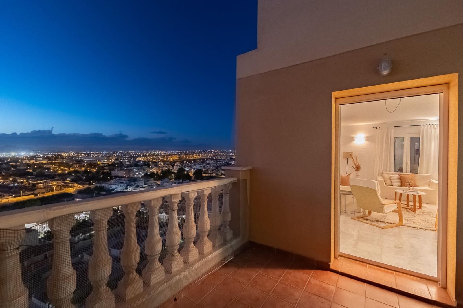 3 quarto Penthouse para venda em Torrevieja com piscina garagem - 480 000 € (Ref: 8591050)