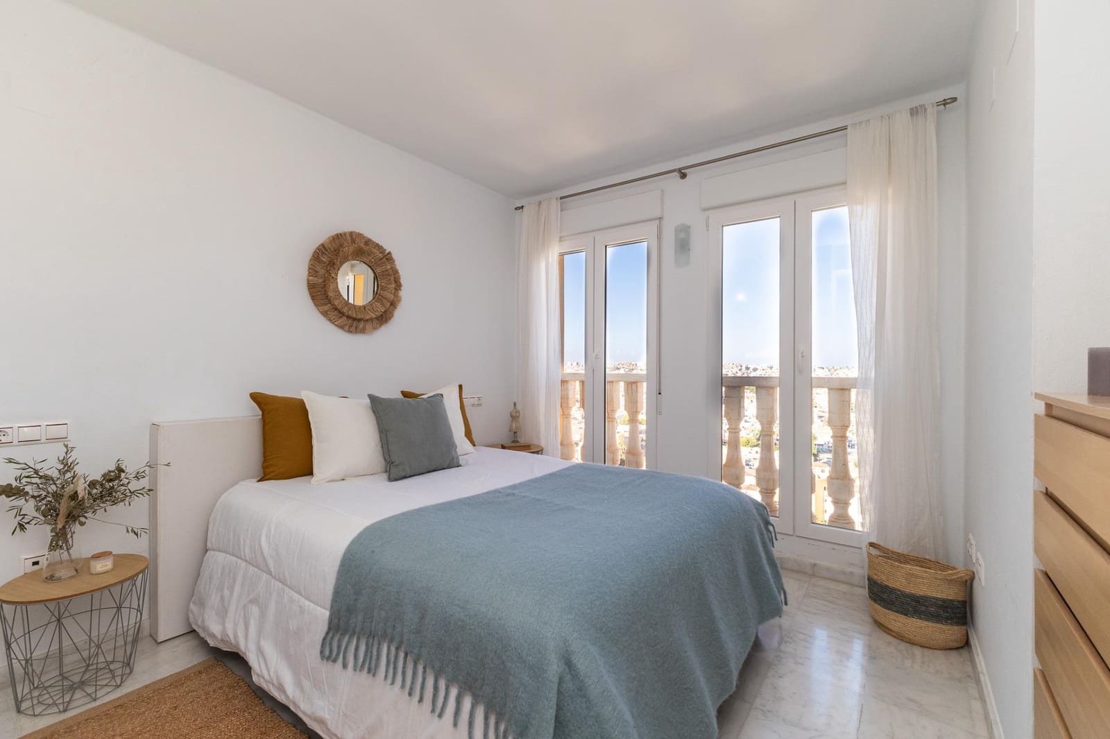 3 quarto Penthouse para venda em Torrevieja com piscina garagem - 480 000 € (Ref: 8591050)