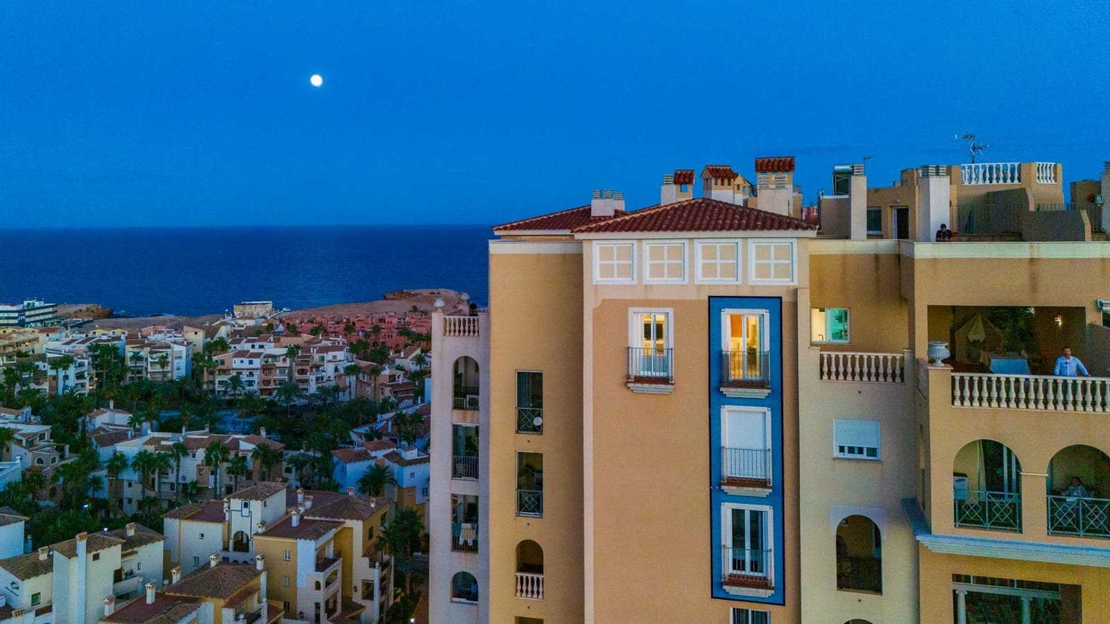 3 quarto Penthouse para venda em Torrevieja com piscina garagem - 480 000 € (Ref: 8591050)