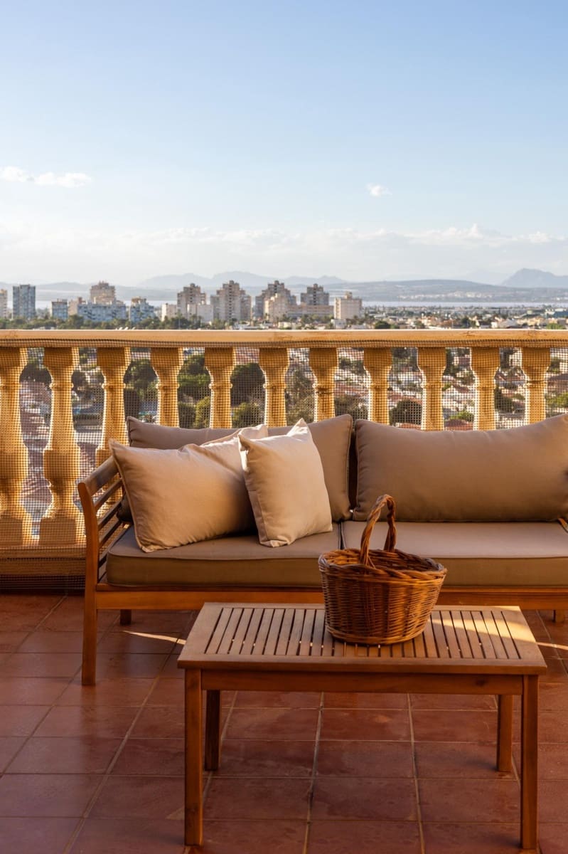 3 quarto Penthouse para venda em Torrevieja com piscina garagem - 480 000 € (Ref: 8591050)