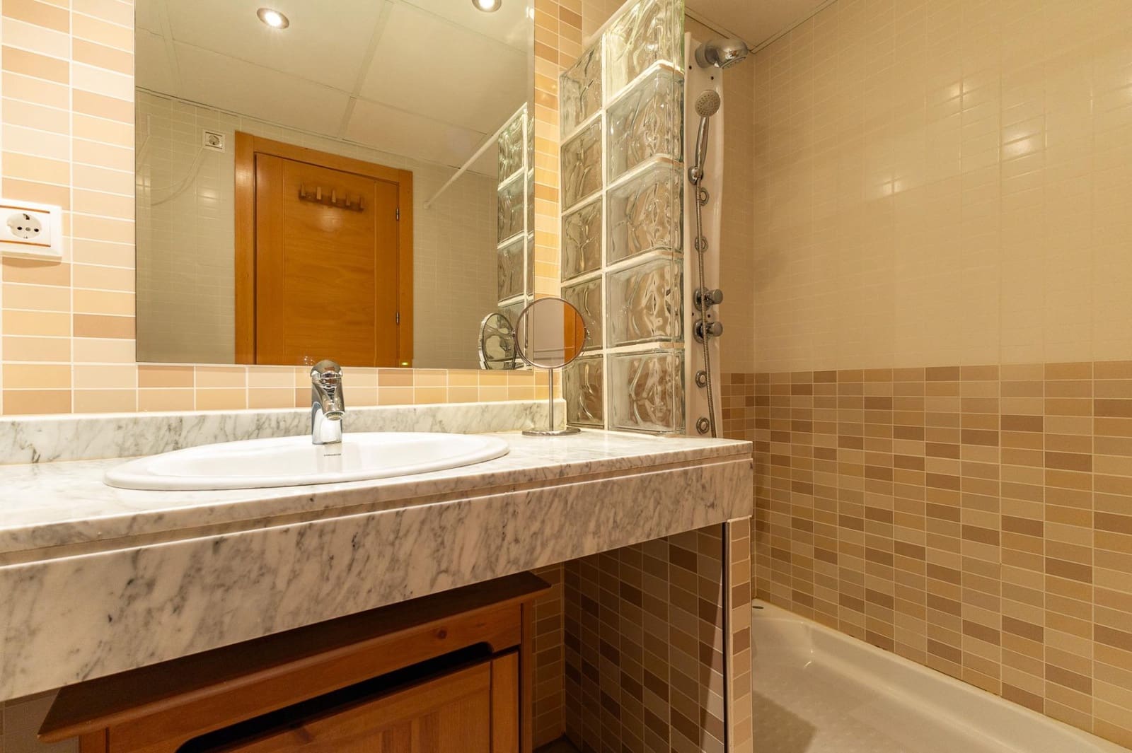 3 quarto Penthouse para venda em Torrevieja com piscina garagem - 480 000 € (Ref: 8591050)