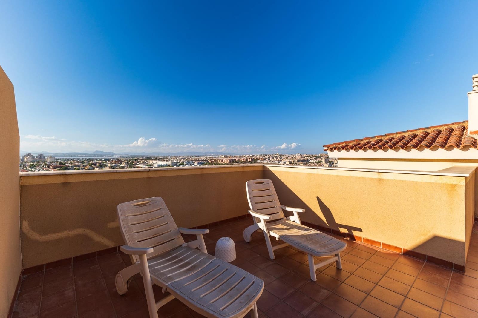 3 quarto Penthouse para venda em Torrevieja com piscina garagem - 480 000 € (Ref: 8591050)