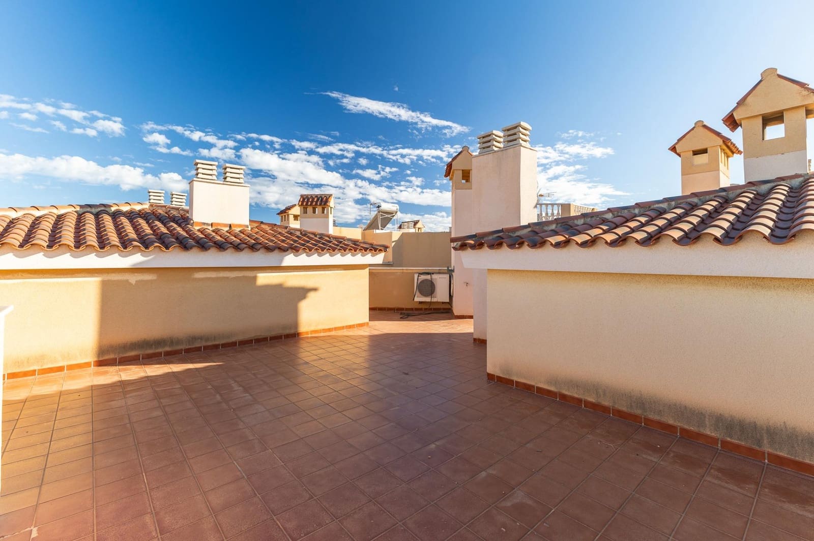 3 quarto Penthouse para venda em Torrevieja com piscina garagem - 480 000 € (Ref: 8591050)