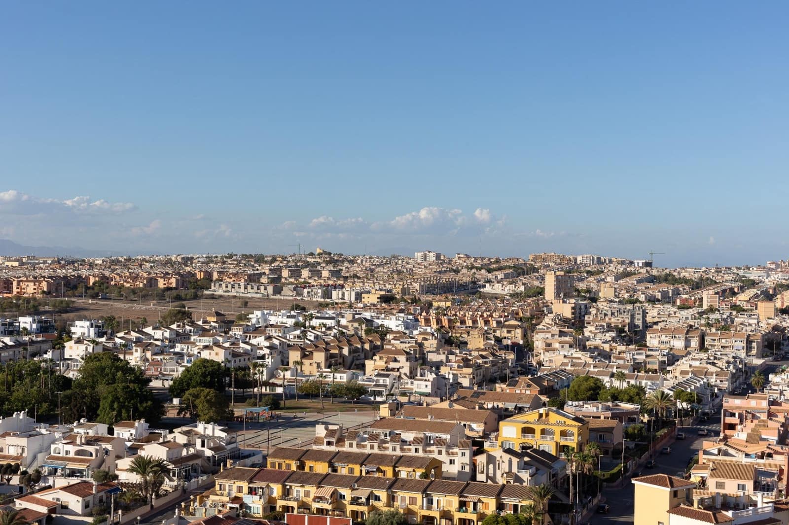 3 quarto Penthouse para venda em Torrevieja com piscina garagem - 480 000 € (Ref: 8591050)