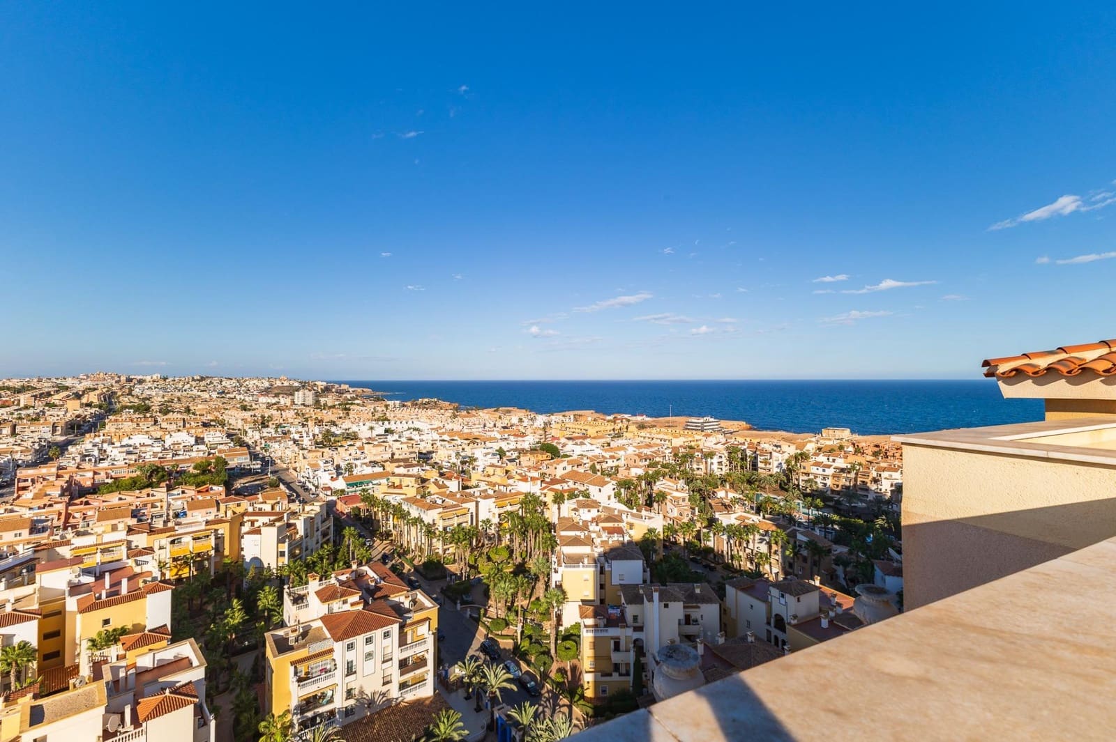 3 quarto Penthouse para venda em Torrevieja com piscina garagem - 480 000 € (Ref: 8591050)