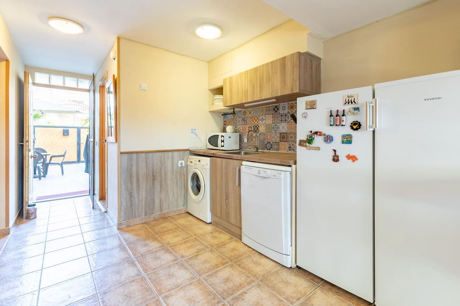 5 soveværelse Rækkehus til salg i Paterna med swimmingpool garage - € 450.000 (Ref: 8792530)