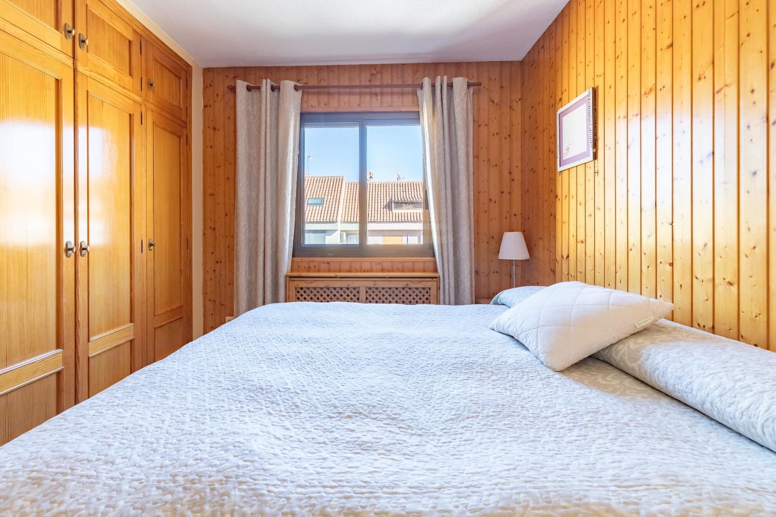 5 soveværelse Rækkehus til salg i Paterna med swimmingpool garage - € 450.000 (Ref: 8792530)