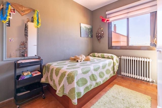 5 Zimmer Reihenhaus zu verkaufen in Valterna, Paterna mit Pool Garage - 450.000 € (Ref: 8792530)