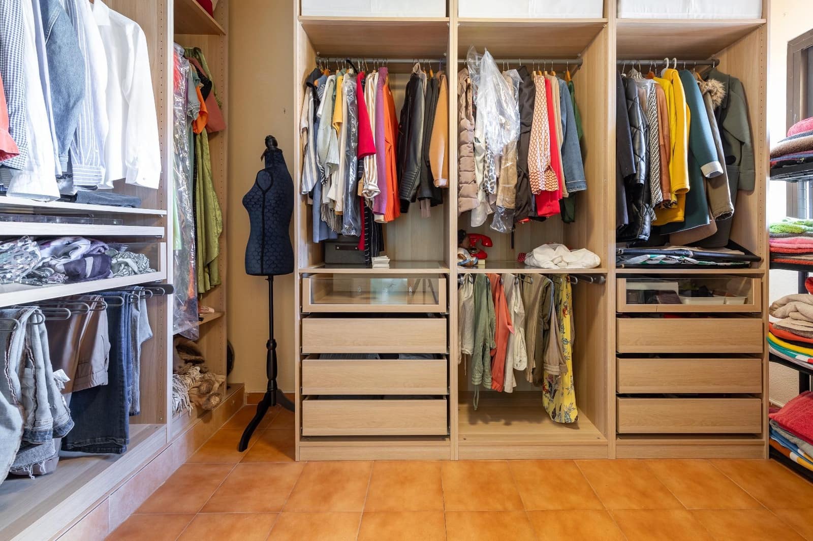 5 soveværelse Rækkehus til salg i Paterna med swimmingpool garage - € 450.000 (Ref: 8792530)