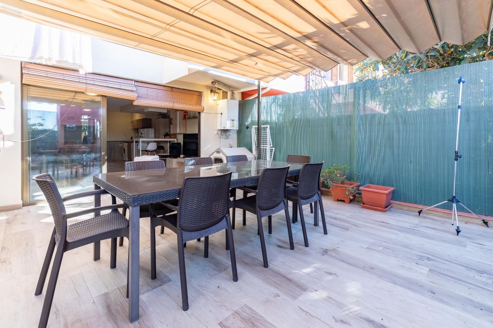 5 soveværelse Rækkehus til salg i Paterna med swimmingpool garage - € 450.000 (Ref: 8792530)