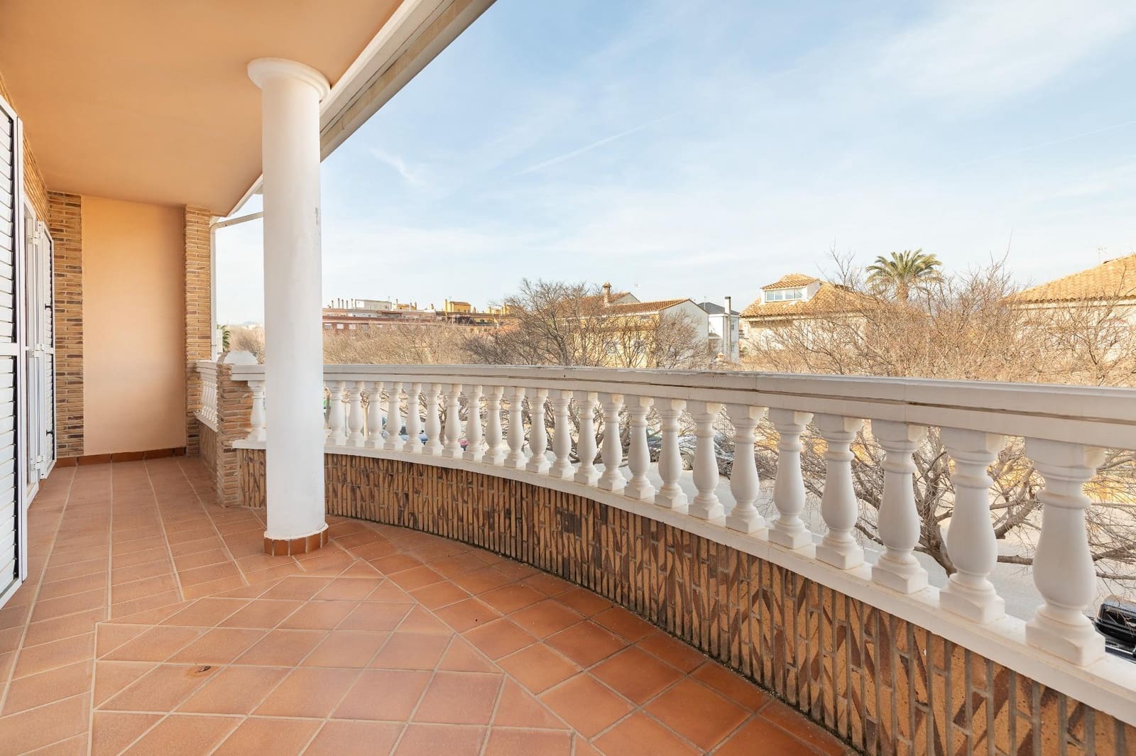 5 soveværelse Rækkehus til salg i Canals med garage - € 360.000 (Ref: 8827709)