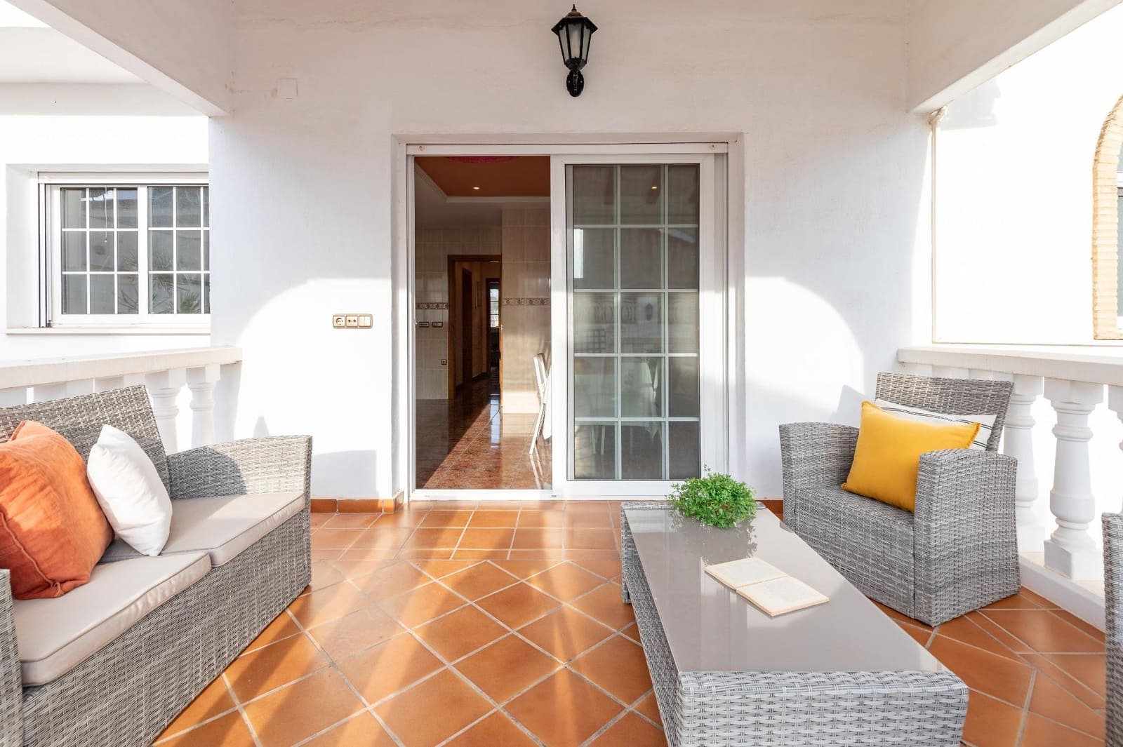 5 soveværelse Rækkehus til salg i Canals med garage - € 360.000 (Ref: 8827709)