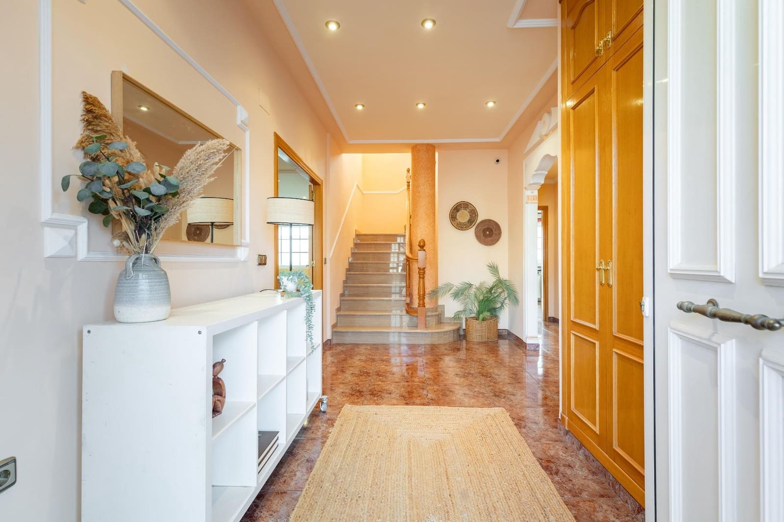 5 soveværelse Rækkehus til salg i Canals med garage - € 360.000 (Ref: 8827709)