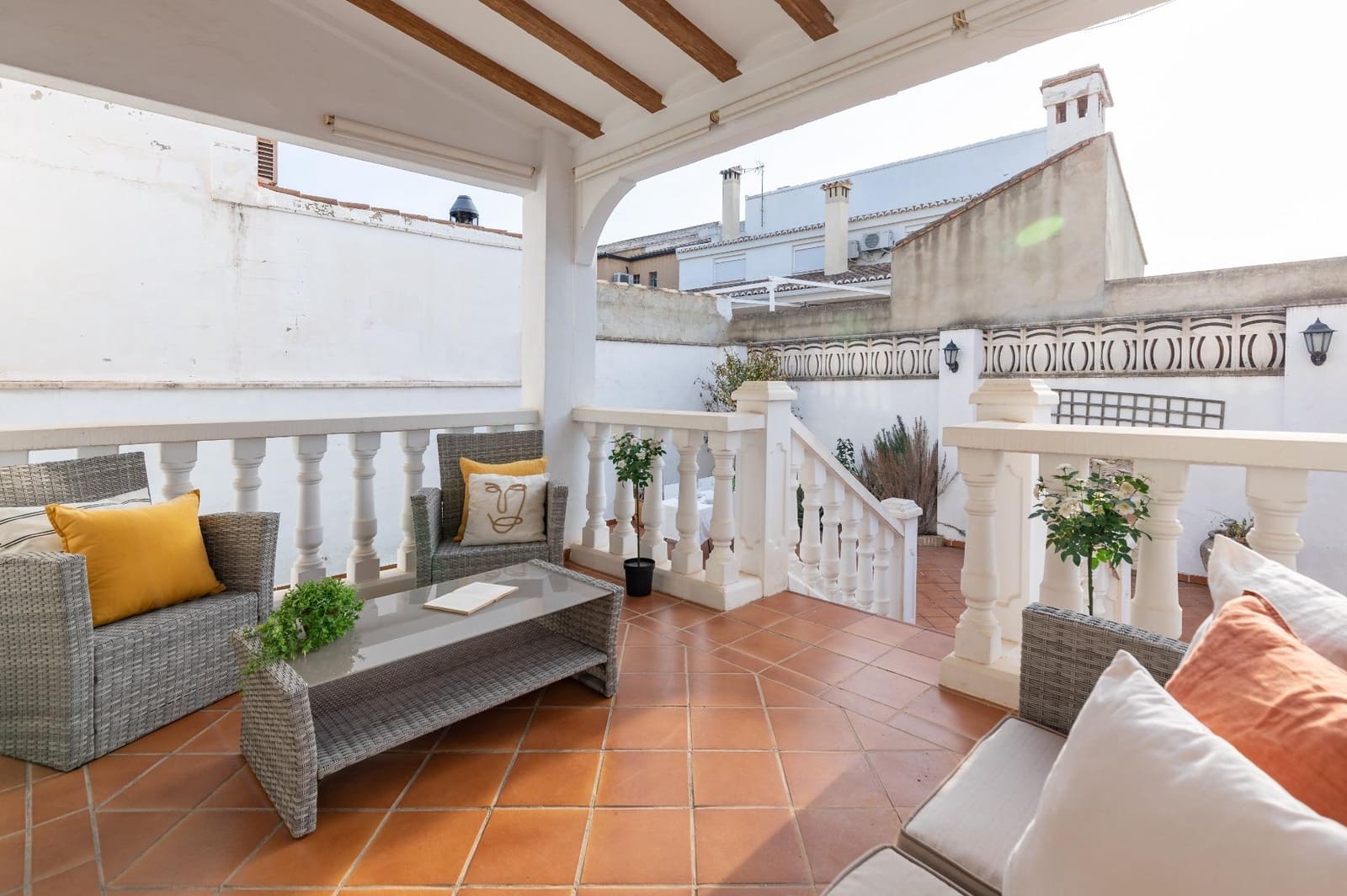 5 soveværelse Rækkehus til salg i Canals med garage - € 360.000 (Ref: 8827709)