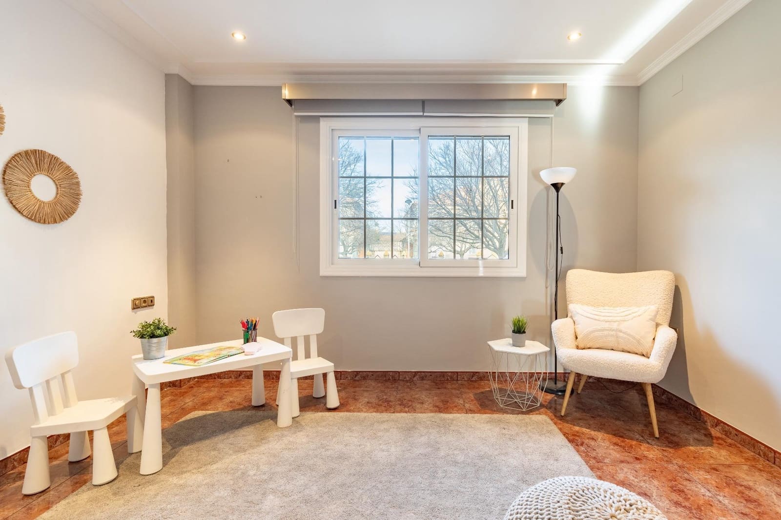 5 soveværelse Rækkehus til salg i Canals med garage - € 360.000 (Ref: 8827709)