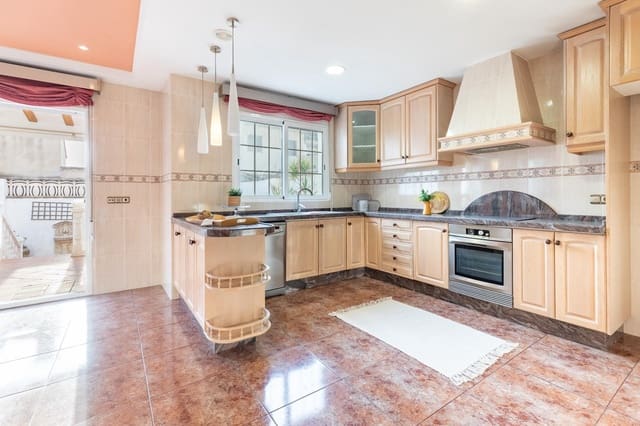 5 sovrum Radhus till salu i Canals med garage - 360 000 € (Ref: 8827709)