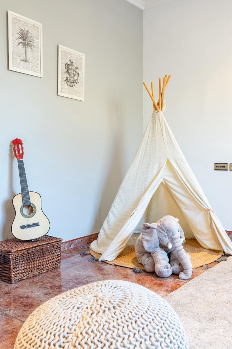 5 soveværelse Rækkehus til salg i Canals med garage - € 360.000 (Ref: 8827709)