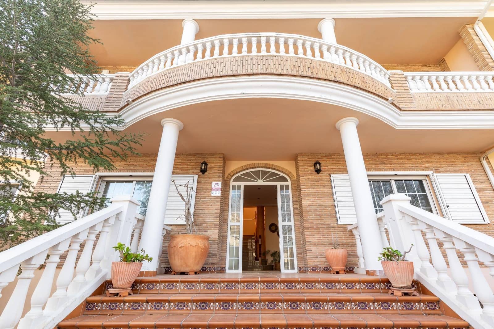 5 soveværelse Rækkehus til salg i Canals med garage - € 360.000 (Ref: 8827709)